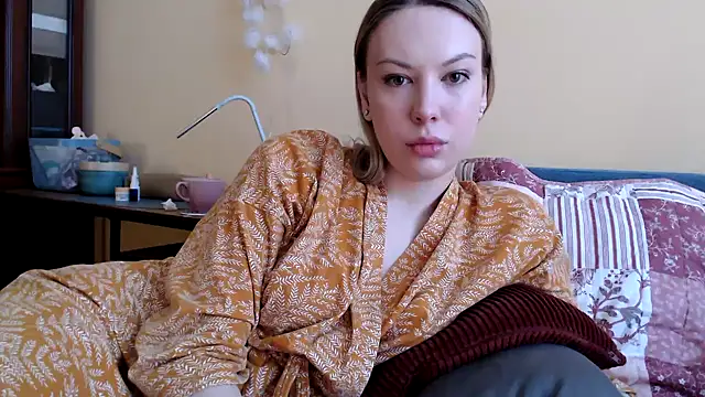 Snapshot of Scarlettford chatting on 01/15/25, 09:45 Scarlettford online show from 01/15/25, 09:45