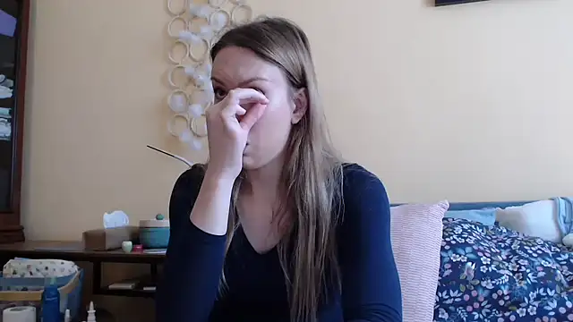 Snapshot of Scarlettford chatting on 03/05/25, 10:55 Scarlettford online show from 03/05/25, 10:55