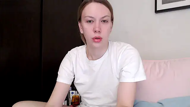 Snapshot of Scarlettford chatting on 11/05/25, 04:40 Scarlettford online show from 11/05/25, 04:40