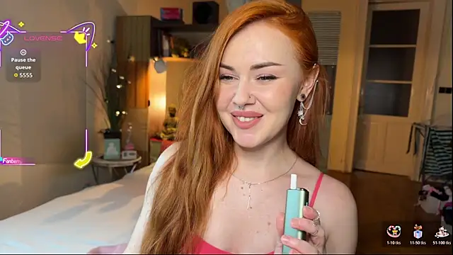 Snapshot of Sargonium999 chatting on 11/25/25, 07:25 Sargonium999 online show from 11/25/25, 07:25