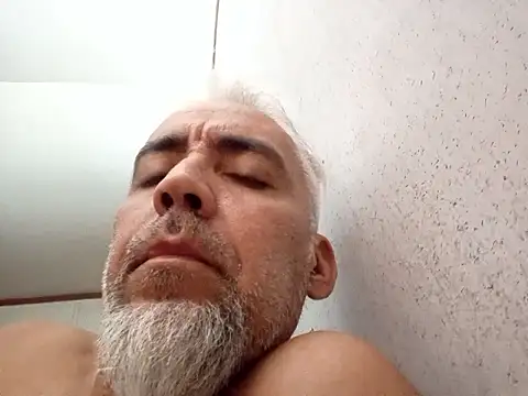 Xoc8  online show from 10/07/25, 05:04