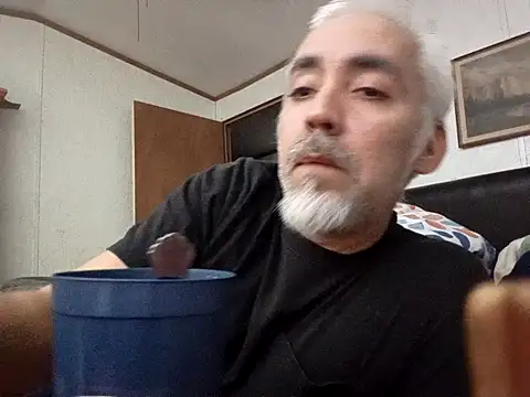 Snapshot of Xoc8_ chatting on 02/16/26, 03:35 Xoc8 online show from 02/16/26, 03:35