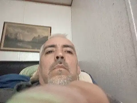 Snapshot of Xoc8_ chatting on 03/17/26, 11:08 Xoc8 online show from 03/17/26, 11:08