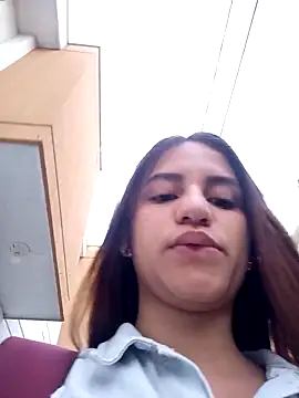 AnthonelaDuque online show from 01/11/25, 11:12