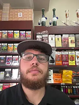 Snapshot of RSA_Big_Dick_Uncle chatting on 03/03/25, 08:05 RSA Big Dick Uncle online show from 03/03/25, 08:05