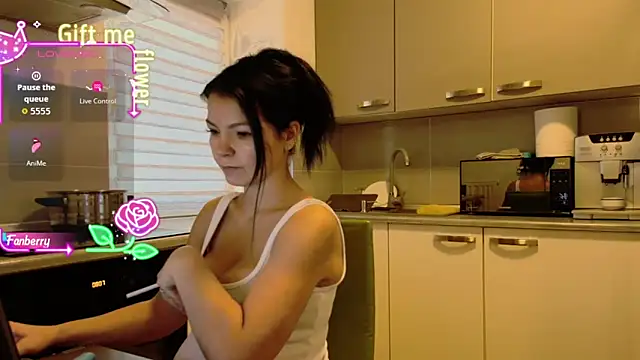 Snapshot of alisoncassie chatting on 10/20/25, 05:08 alisoncassie online show from 10/20/25, 05:08