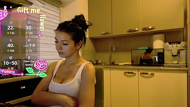 Snapshot of alisoncassie chatting on 10/23/25, 04:56 alisoncassie online show from 10/23/25, 04:56