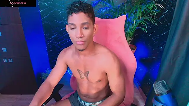 Palo santo online show from 02/15/26, 02:14