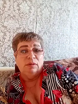 Lee Nell online show from 12/17/24, 09:17