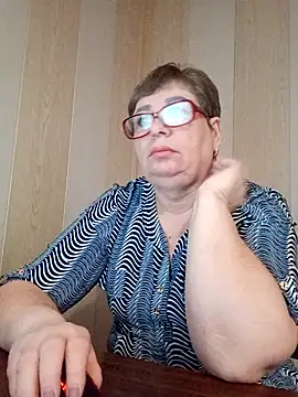 Lee Nell online show from 02/06/25, 02:33