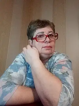 Lee Nell online show from 02/12/25, 02:14