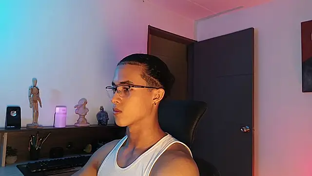 alejo x3 online show from 09/24/25, 11:52