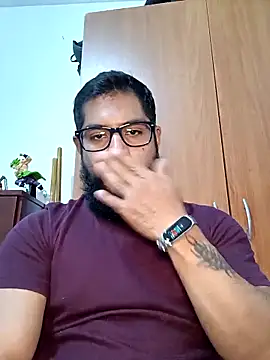 Snapshot of HombreS3n chatting on 02/07/25, 01:47 HombreS3n online show from 02/07/25, 01:47