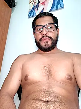 Snapshot of HombreS3n chatting on 03/04/25, 08:38 HombreS3n online show from 03/04/25, 08:38