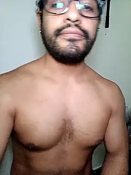 Snapshot of HombreS3n chatting on 09/23/25, 08:56 HombreS3n online show from 09/23/25, 08:56