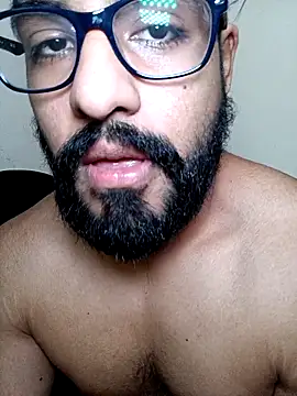 Snapshot of HombreS3n chatting on 11/02/25, 08:00 HombreS3n online show from 11/02/25, 08:00