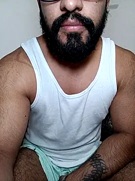 Snapshot of HombreS3n chatting on 11/08/25, 01:17 HombreS3n online show from 11/08/25, 01:17