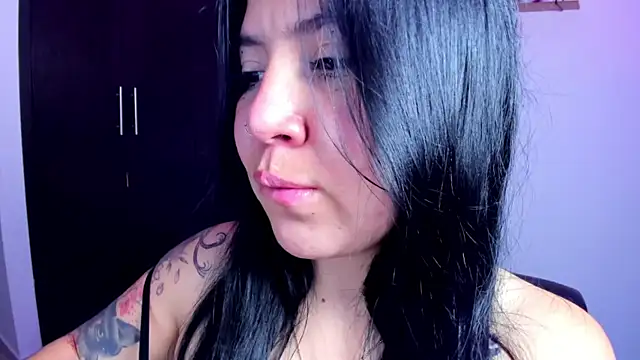 AilynRed online show from 01/06/25, 03:53