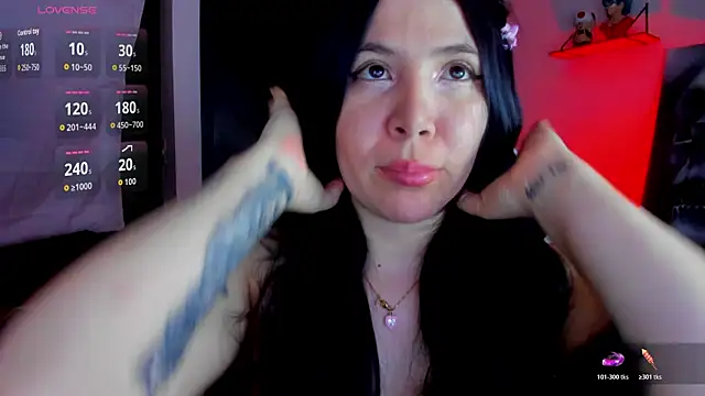 AilynRed online show from 07/30/26, 04:00