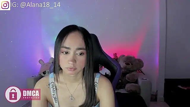 Alana Pherson online show from 11/23/25, 03:06