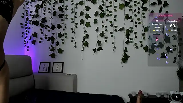 Alana Pherson online show from 02/18/26, 03:35
