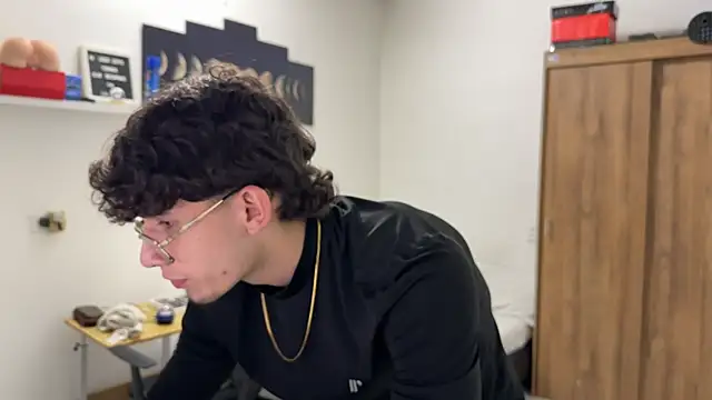 Snapshot of Kisan_Smith chatting on 11/07/25, 02:00 Kisan Smith online show from 11/07/25, 02:00