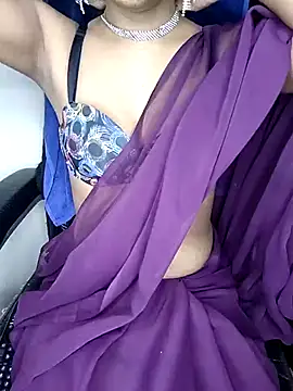 Leeeezzzz roy online show from 10/28/25, 07:49