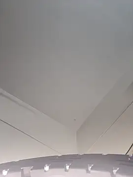 Leeeezzzz roy online show from 12/13/25, 08:14