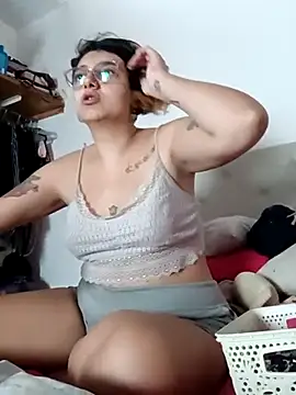 ConeNella online show from 03/12/25, 03:18