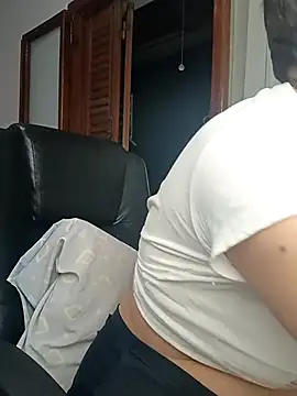 ConeNella online show from 03/22/25, 01:11