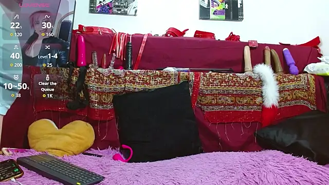 Snapshot of Wiktoria_Brownx chatting on 11/28/25, 11:07 Wiktoria Brownx online show from 11/28/25, 11:07