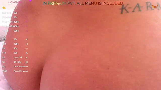 Snapshot of FoxxyClarise chatting on 09/27/25, 07:24 FoxxyClarise online show from 09/27/25, 07:24