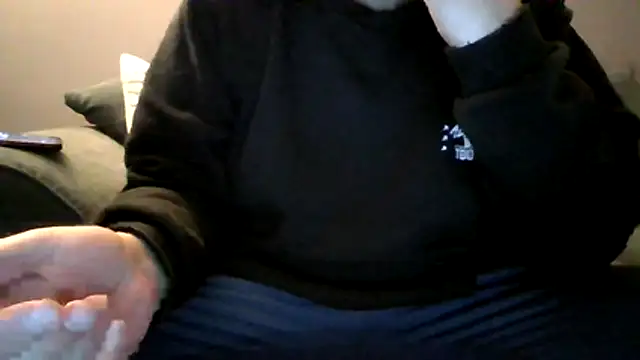 Snapshot of naughtynottz5050 chatting on 06/12/26, 10:41 naughtynottz5050 online show from 06/12/26, 10:41