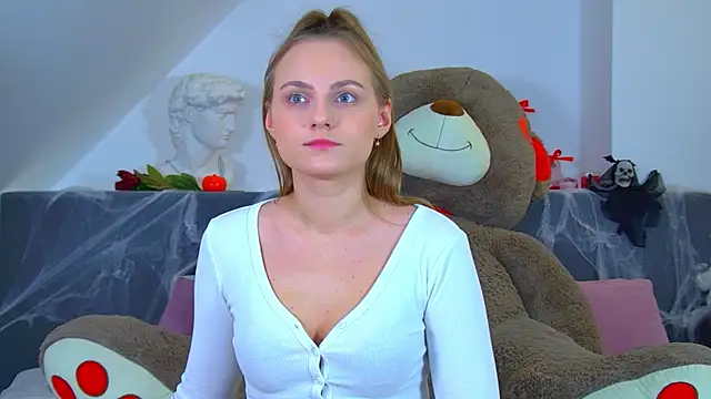 Snapshot of MelissaMelrey chatting on 11/03/25, 10:27 MelissaMelrey online show from 11/03/25, 10:27