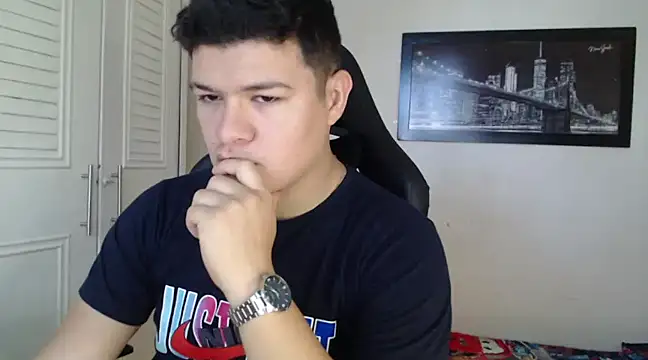 Snapshot of Plug_Control chatting on 12/11/24, 02:11 Plug Control online show from 12/11/24, 02:11