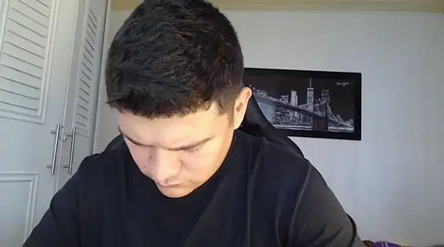 Snapshot of Plug_Control chatting on 02/10/25, 01:44 Plug Control online show from 02/10/25, 01:44