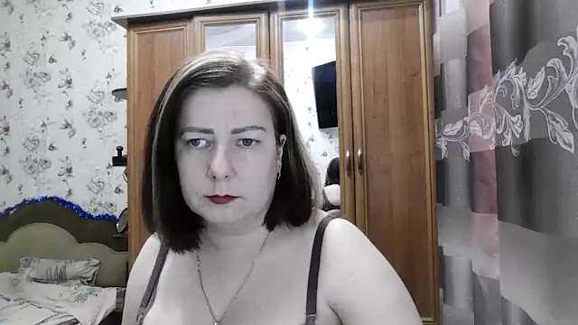 Snapshot of SophieNightAh chatting on 01/07/26, 05:26 SophieNightAh online show from 01/07/26, 05:26