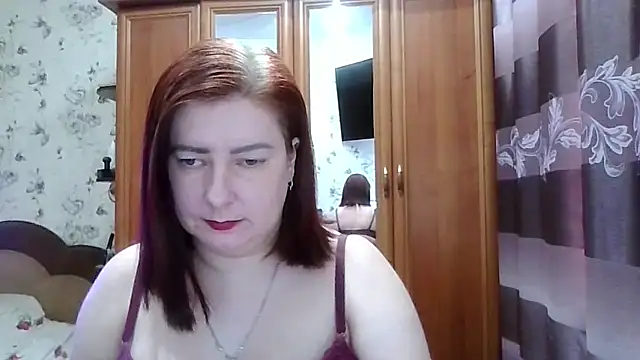 Snapshot of SophieNightAh chatting on 03/10/26, 03:28 SophieNightAh online show from 03/10/26, 03:28