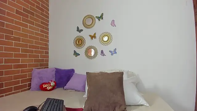 maja hills online show from 12/30/24, 03:02