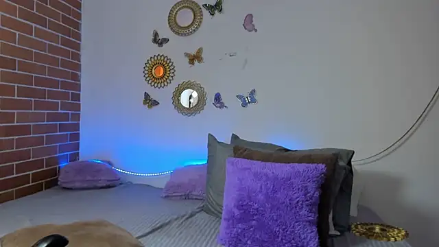 maja hills online show from 01/15/25, 07:12