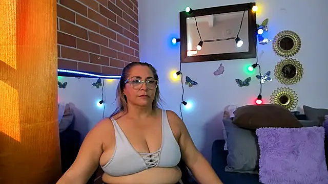 maja hills online show from 02/22/25, 08:42