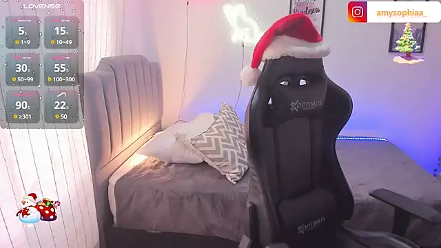 Amy joones online show from 12/24/24, 01:39