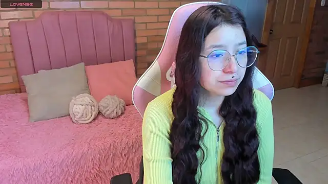 Amy joones online show from 07/28/26, 11:17