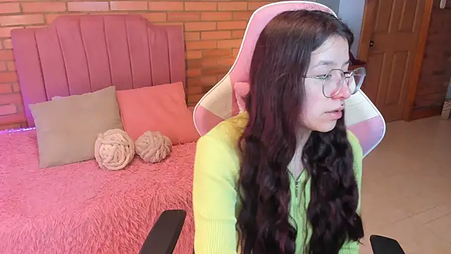 Amy joones online show from 07/28/26, 12:48