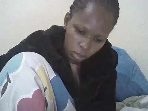 CharlotteDee online show from 10/12/25, 06:23