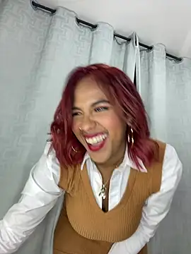 Snapshot of Mery_sex chatting on 01/01/25, 05:43 Mery sex online show from 01/01/25, 05:43