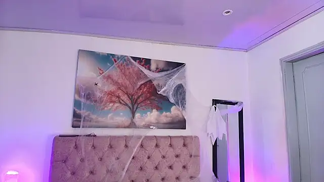 Julianaa Castro  online show from 10/29/25, 11:34