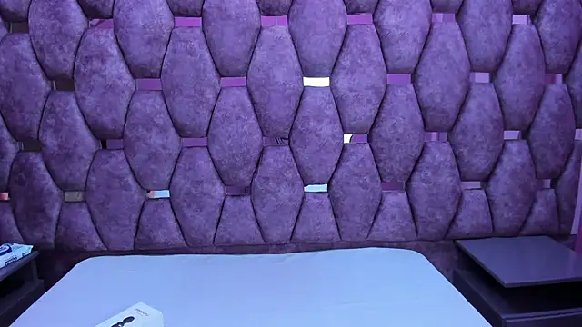 AlaSmith online show from 10/05/25, 01:59