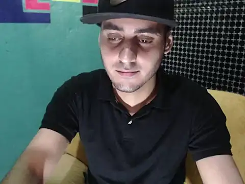 Snapshot of xxxxhotxoxo chatting on 12/27/24, 06:46 xxxxhotxoxo online show from 12/27/24, 06:46