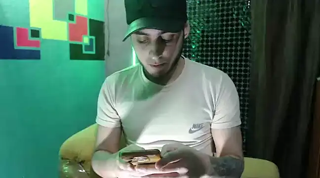 Snapshot of xxxxhotxoxo chatting on 01/16/25, 08:22 xxxxhotxoxo online show from 01/16/25, 08:22